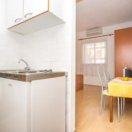 Vinka Apartment *
